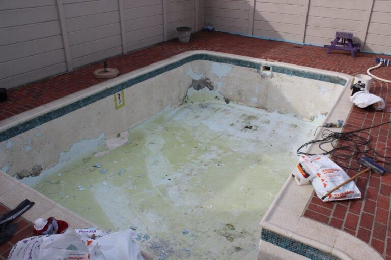 Pool-Repair